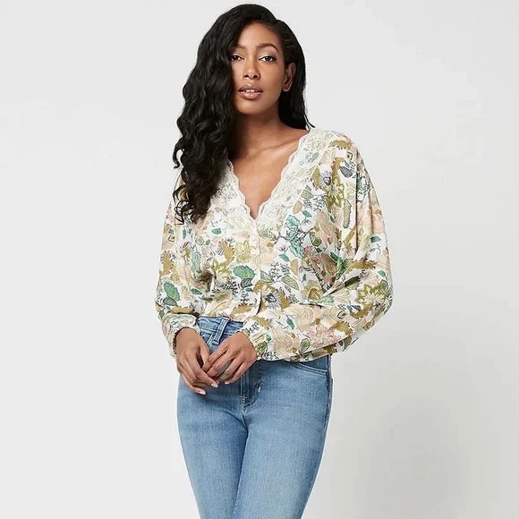 BUFFALO DAVID BITTON | Raquel Lace Trim Blouse - Picture 8 of 10